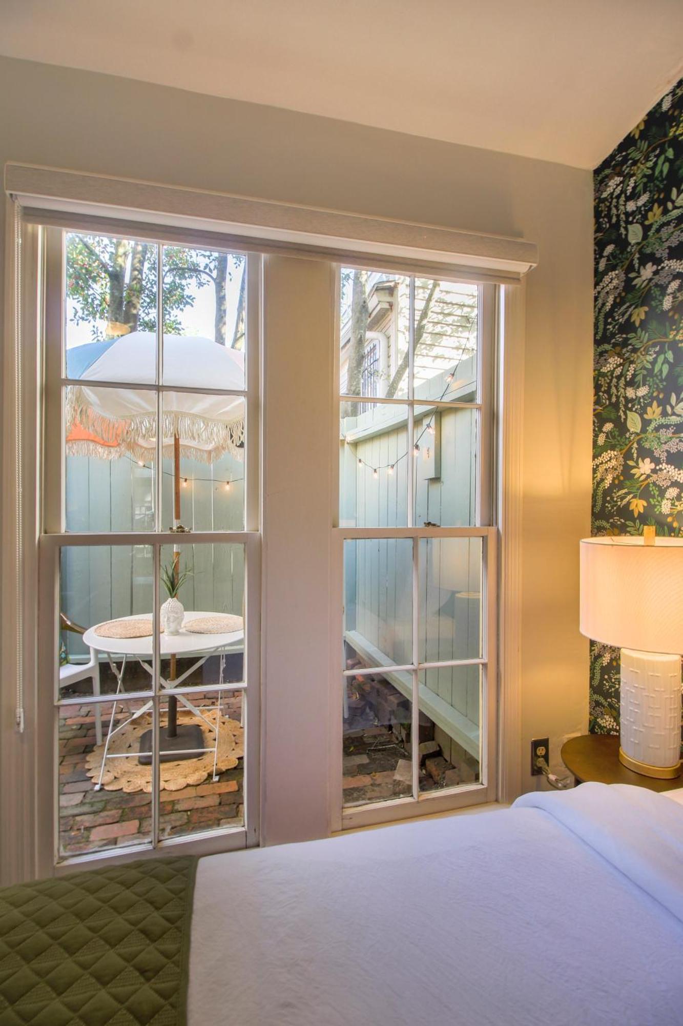 서배너 Private Patio Retreat In Charming Downtown 아파트 외부 사진